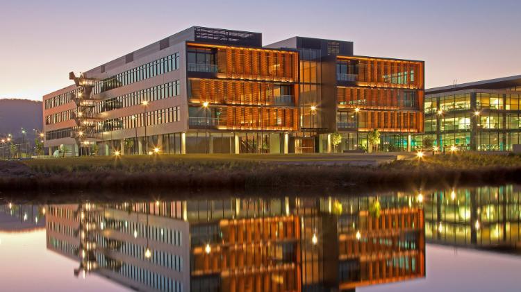 University of Wollongong, học phí, chuyên ngành 