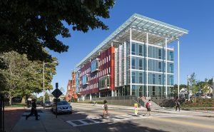 Trường Clark University, học phí, yêu cầu đầu vào 