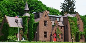 Trường Hossac School, học phí, yêu cầu đầu vào