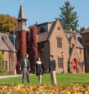 Trường Hossac School, học phí, yêu cầu đầu vào