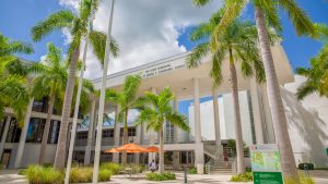Trường University of Miami, học phí, yêu cầu đầu vào